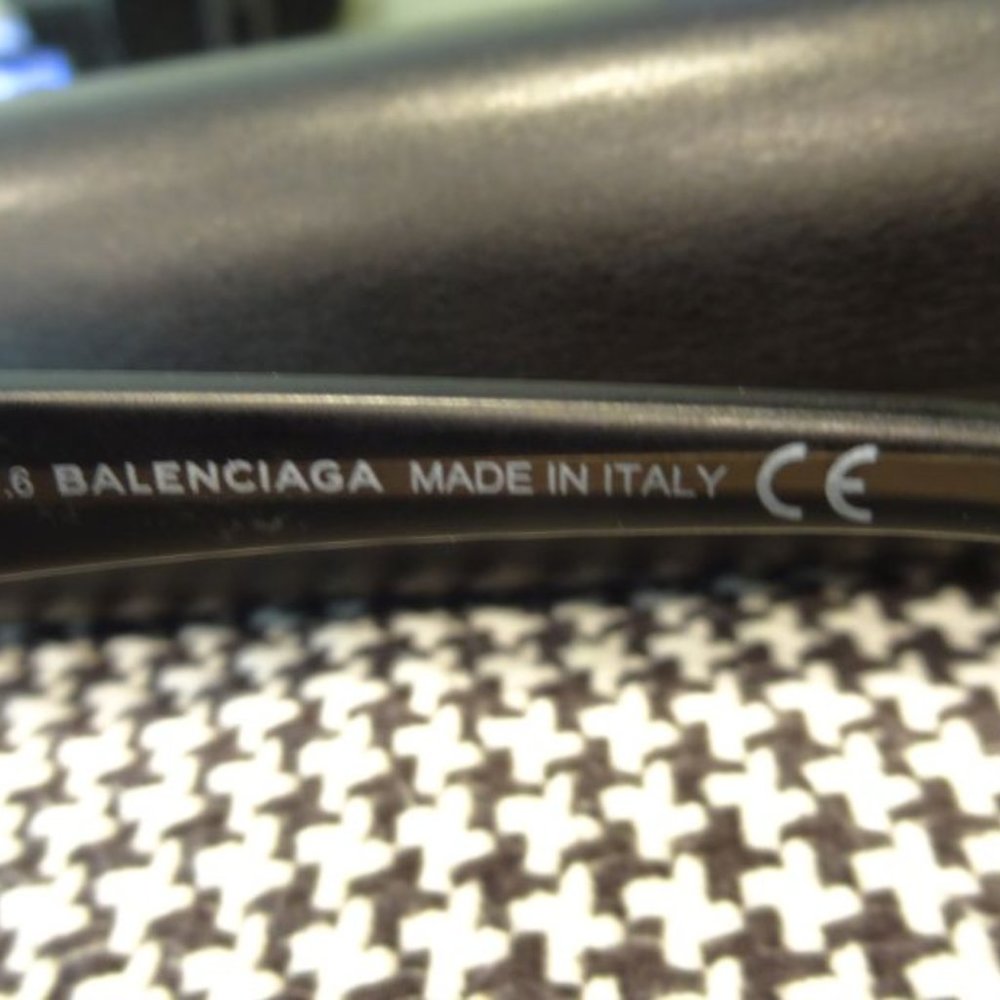 Balenciaga sunglasses - Picture 5 of 8